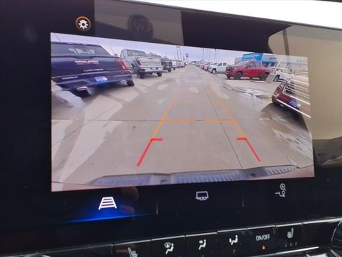 Used 2023 Chevrolet Colorado ZR2 image 13