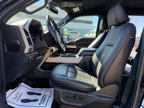 Used 2022 Ford F450 Lariat w/ FX4 Off-Road Package image 10