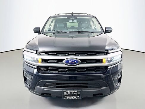 Used 2023 Ford Expedition XLT AWD/4WD image 2