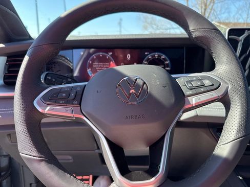 New 2026 Volkswagen Tiguan SE R-Line AWD/4WD image 20