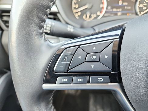 Used 2023 Nissan Altima 2.5 SL image 19