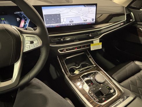 New 2027 BMW X7 xDrive40i AWD/4WD image 19