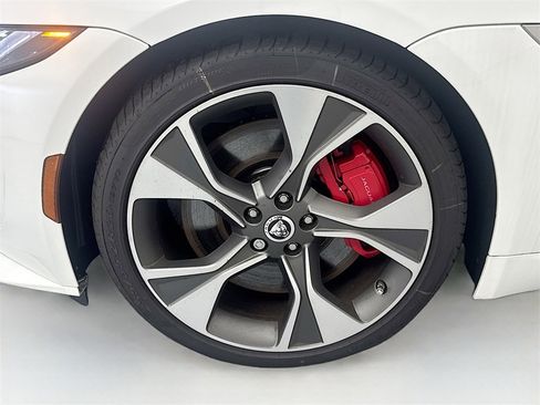 New 2024 Jaguar F-TYPE R-Dynamic image 29