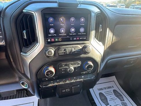 Used 2019 Chevrolet Silverado 1500 LT w/ All-Star Edition image 17