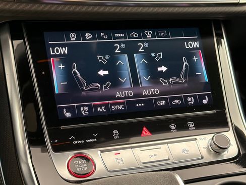 Used 2024 Audi RS Q8 image 20