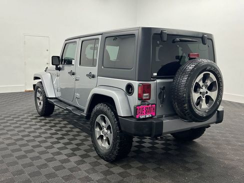 Used 2017 Jeep Wrangler Unlimited Sahara w/ Connectivity Group image 3