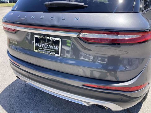 Used 2021 Lincoln Corsair FWD w/ Premium Package image 4