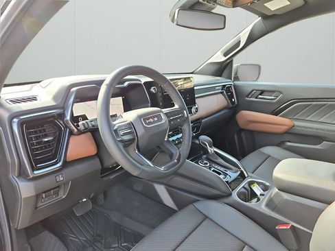 New 2026 GMC Canyon AT4 w/ AT4 Premium Package image 29