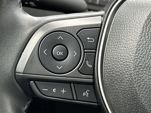 Used 2025 Toyota Corolla SE FWD image 19
