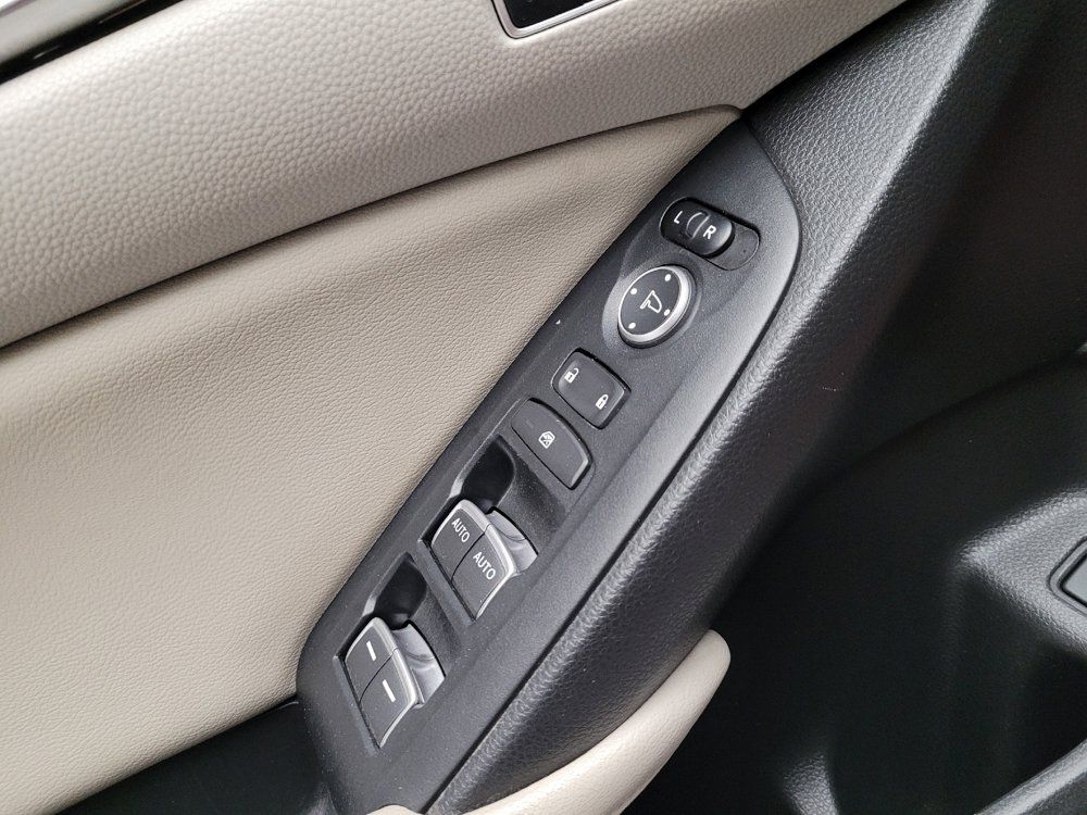 Used 2018 Honda Accord Touring image 27