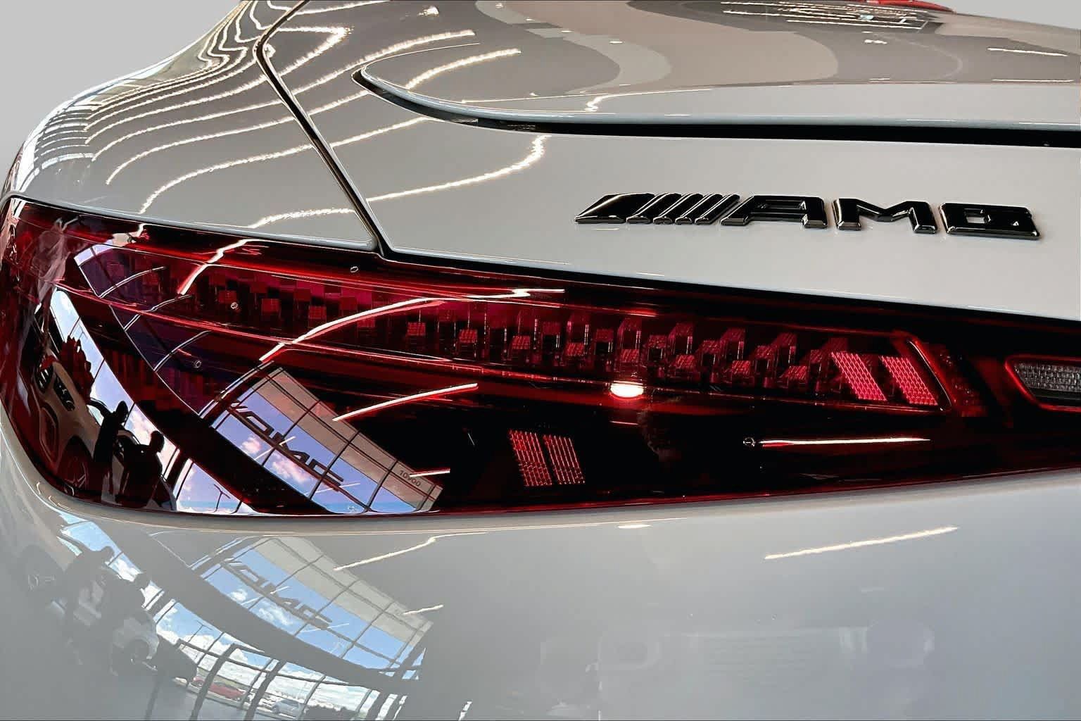 New 2026 Mercedes-Benz SL 63 AMG 4MATIC image 14