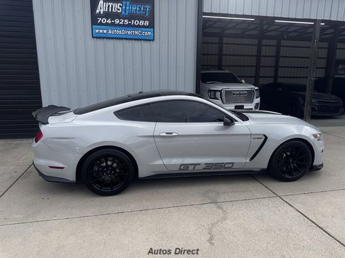 Used 2017 Ford Mustang Shelby GT350 w/ Electronics Package image 17