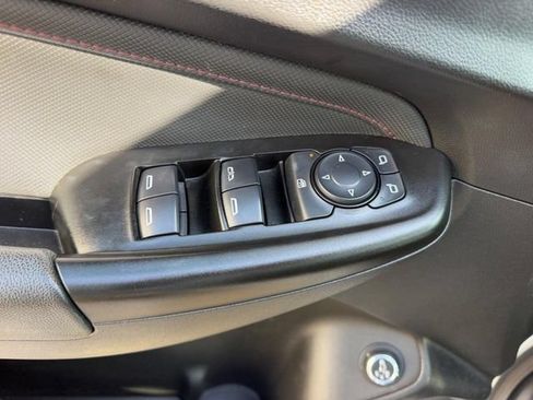 Used 2021 Chevrolet TrailBlazer RS w/ Sun and Liftgate Package AWD/4WD image 18