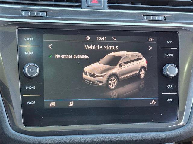Used 2020 Volkswagen Tiguan SE w/ Panoramic Sunroof Package FWD image 12
