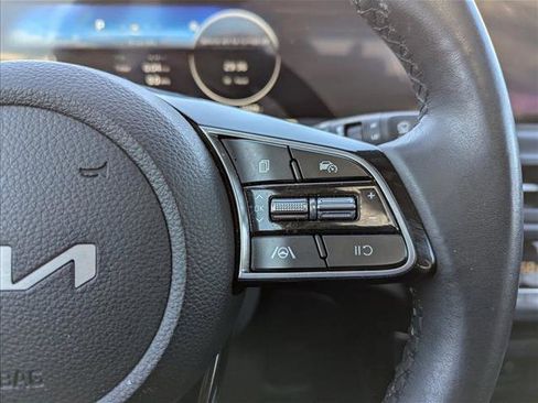 Used 2025 Kia Seltos EX w/ EX Sunroof Package image 14