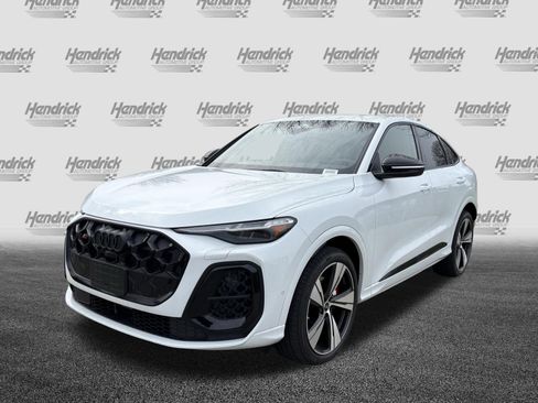 New 2025 Audi SQ5 Prestige image 5