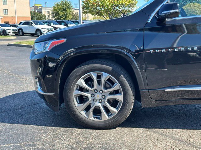 Used 2019 Chevrolet Traverse Premier w/ LPO, Floor Liner Package AWD/4WD image 10
