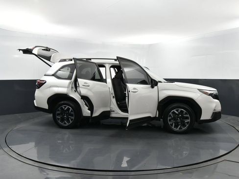 Certified 2025 Subaru Forester Premium w/ Convenience Package #1 image 39