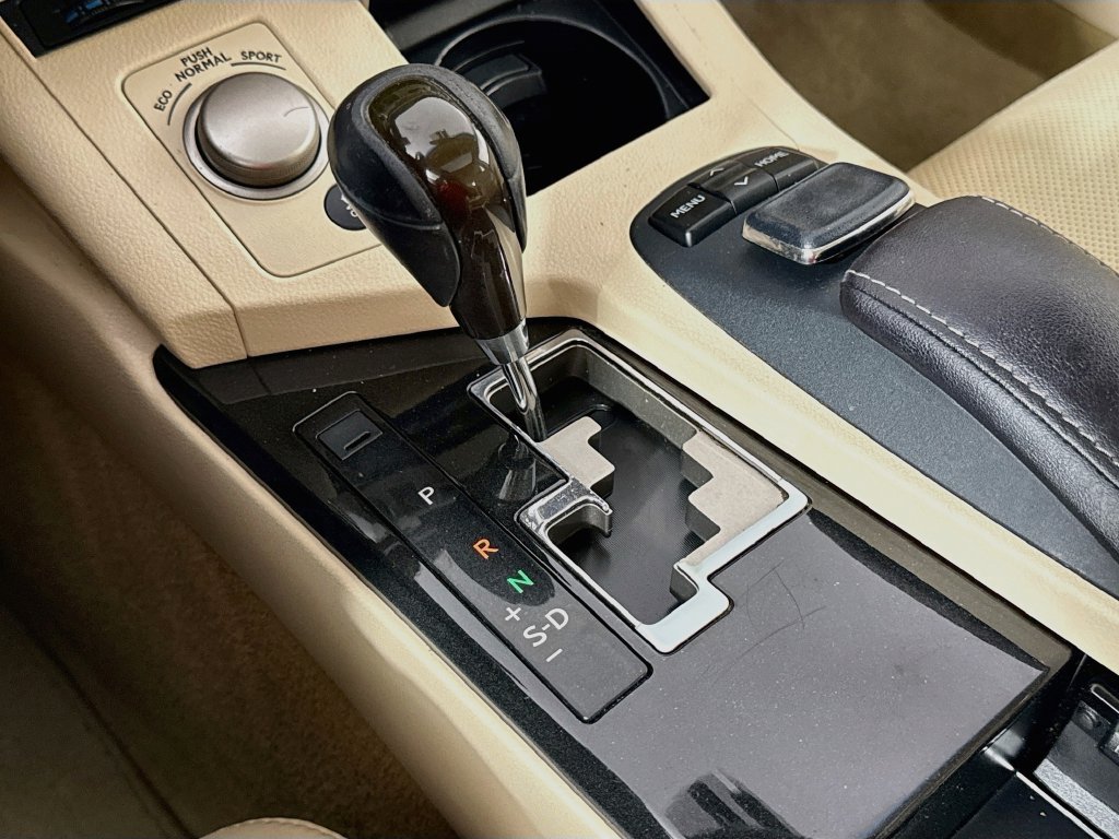 Used 2015 Lexus ES 350 w/ Luxury Package FWD image 17