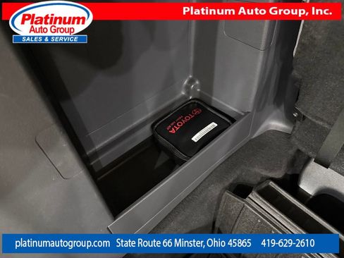 Used 2023 Toyota Sienna XLE AWD/4WD image 36