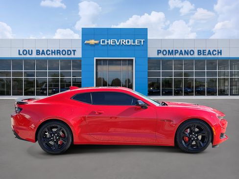 Used 2023 Chevrolet Camaro SS RWD image 2