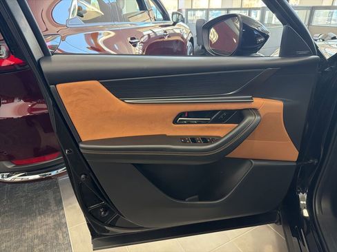 Used 2025 MAZDA CX-70 3.3 Turbo S w/ Premium Plus AWD/4WD image 18