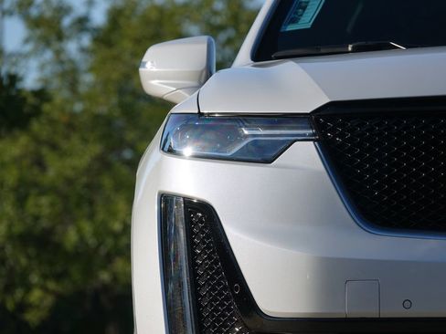 Used 2021 Cadillac XT6 Sport image 20