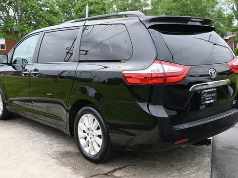 Used 2016 Toyota Sienna Limited Premium AWD/4WD image 7