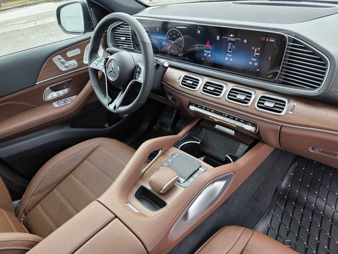 New 2026 Mercedes-Benz GLE 450 4MATIC Coupe image 11