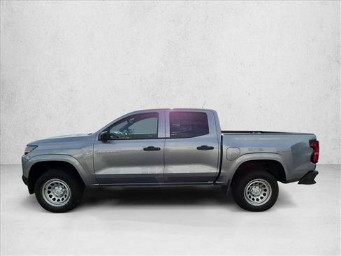 Used 2024 Chevrolet Colorado W/T w/ Safety Package RWD image 8