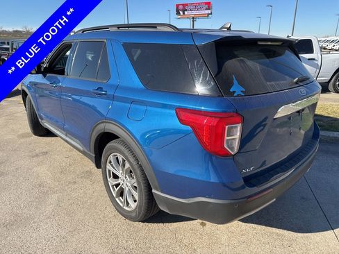 Used 2022 Ford Explorer XLT w/ Equipment Group 202A image 8