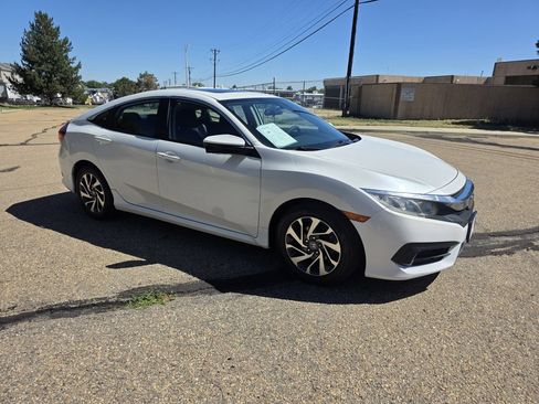 Used 2016 Honda Civic EX image 10