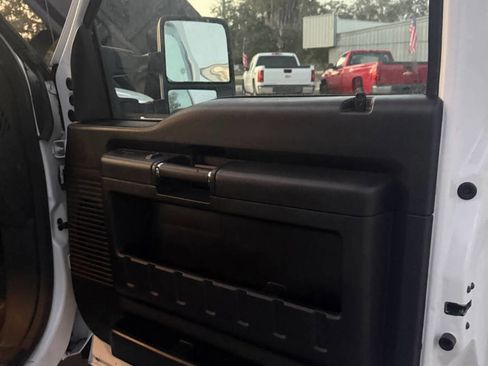 Used 2016 Ford F450 XL w/ Power Equipment Group image 17