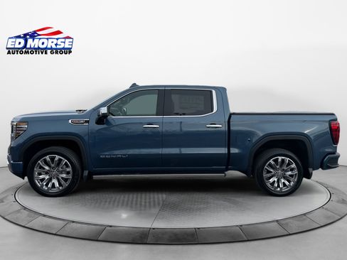 New 2026 GMC Sierra 1500 Denali w/ Denali Reserve Package AWD/4WD image 2