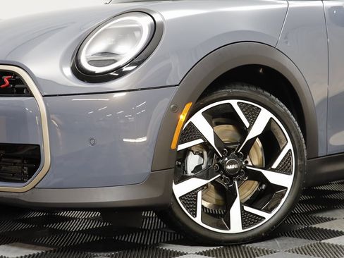 New 2026 MINI Cooper S image 3