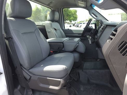 Used 2015 Ford F250 XL RWD image 13