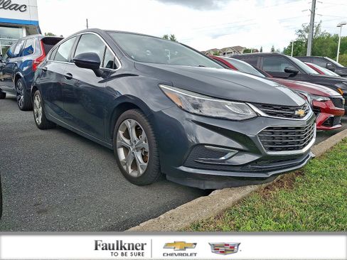 Certified 2017 Chevrolet Cruze Premier FWD image 1