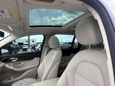 Used 2021 Mercedes-Benz GLC 300 4MATIC image 21