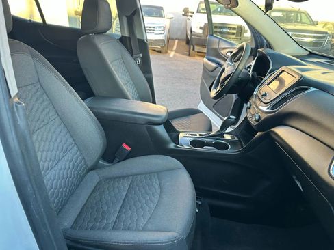 Used 2020 Chevrolet Equinox LT image 20
