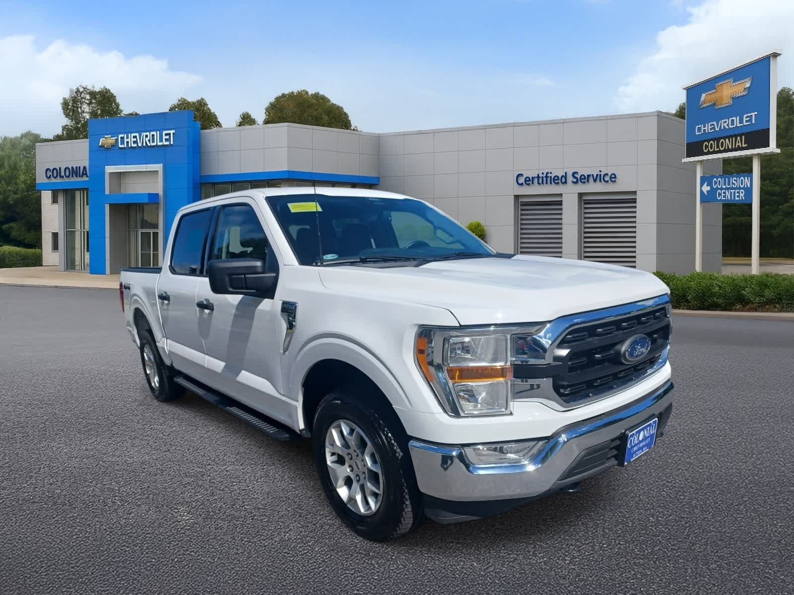 Used 2022 Ford F150 XLT w/ Equipment Group 301A Mid AWD/4WD image 2