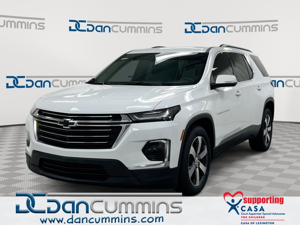 Used 2023 Chevrolet Traverse LT w/ LT Premium Package AWD/4WD image 1