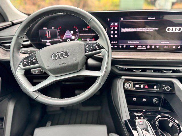 Certified 2025 Audi Q5 Premium Plus AWD/4WD image 28