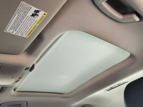 Used 2024 Volkswagen Jetta SE image 14