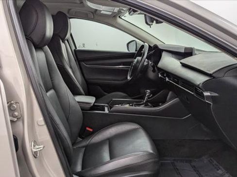 Used 2024 MAZDA MAZDA3 s image 21