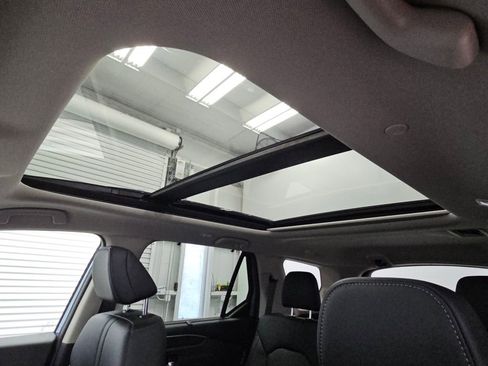 New 2026 Honda Pilot Touring image 29