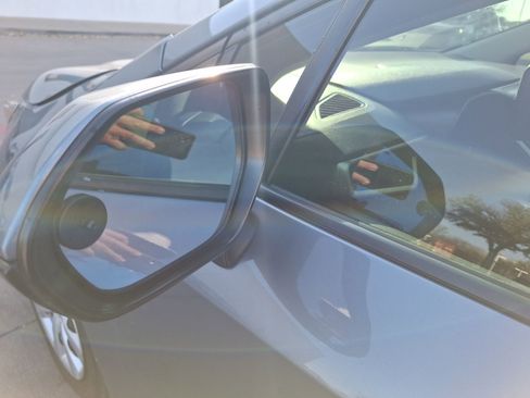 Used 2022 Toyota Corolla LE image 14