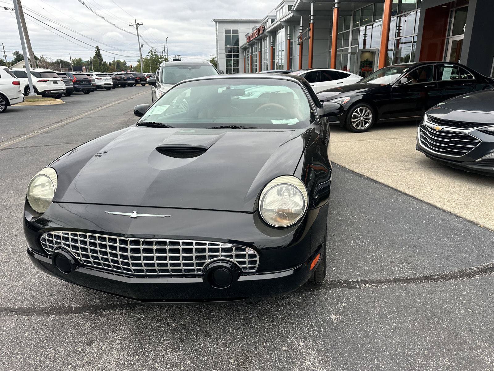 Used 2003 Ford Thunderbird RWD image 6