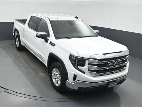 Used 2023 GMC Sierra 1500 SLE image 36