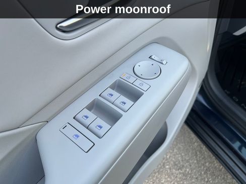 Used 2025 Hyundai Kona Limited image 15