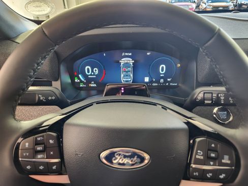 New 2026 Ford Explorer Platinum w/ LUX Leather Package image 15